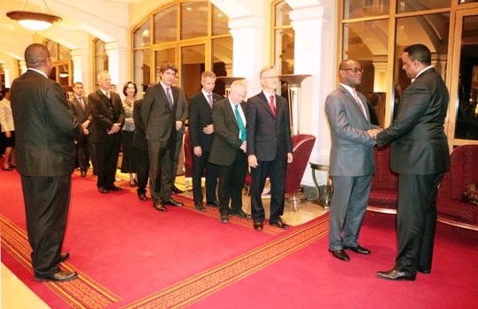 dr-workneh-gebeyehu-meets-foreign-corps
